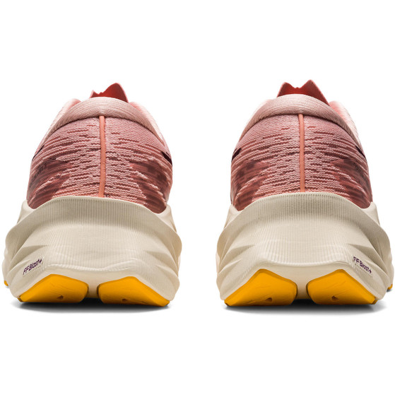 ASICS Novablast 3 Damen