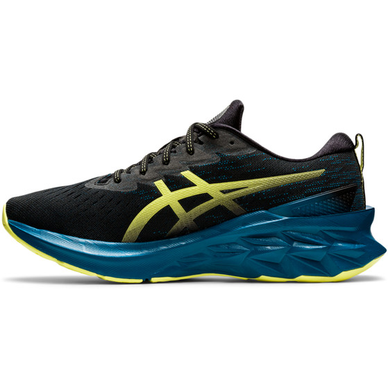 ASICS Novablast 2 Herren