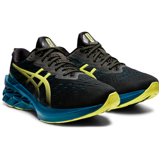 ASICS Novablast 2 Herren