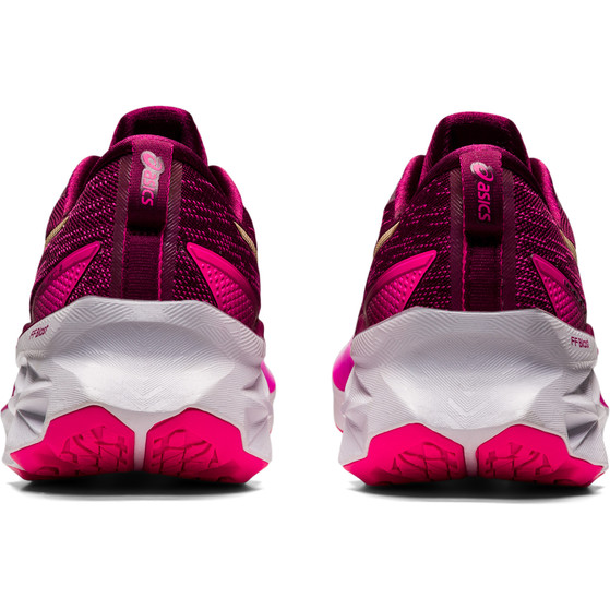 ASICS Novablast 2 Damen