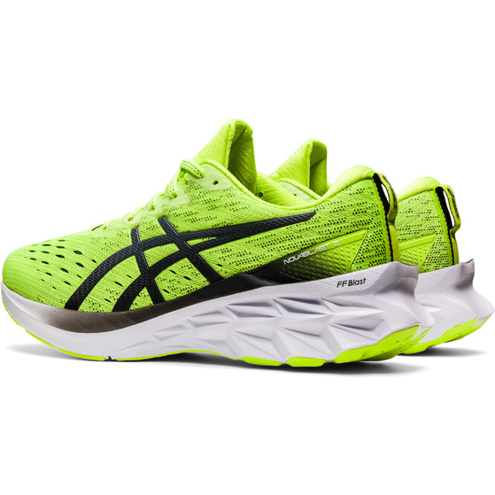ASICS Novablast 2 Herren