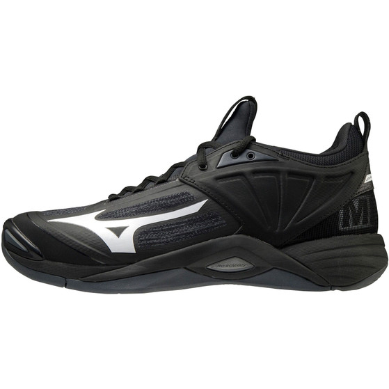 Mizuno Wave Momentum 2