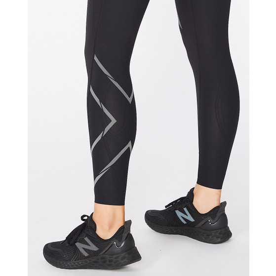 2XU Light Compression Tight Women