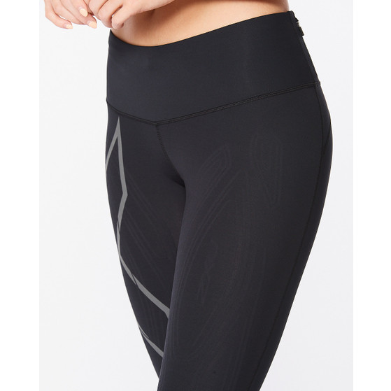 2XU Light Compression Tight Women