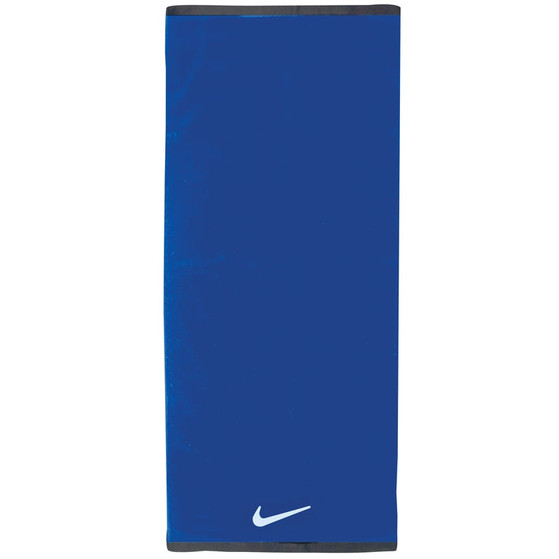 Nike Fundamental Handtuch M