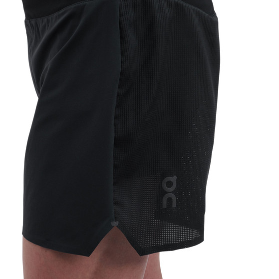 On Lightweight Shorts Herr