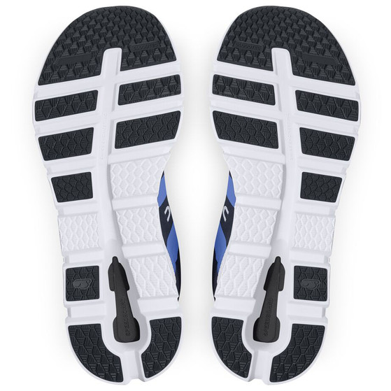 On Cloudrunner Heren