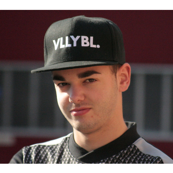 Snapback VLLYBL.