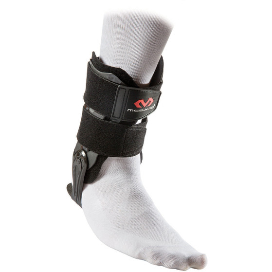McDavid Enkel V Brace