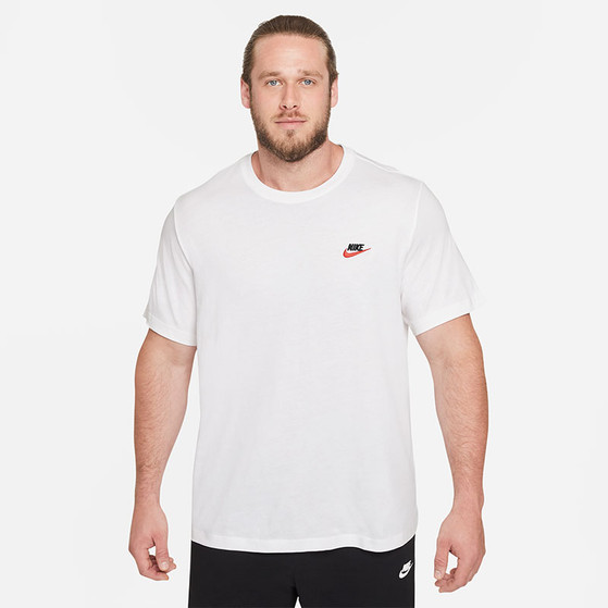 Nike Sportswear Club Tee