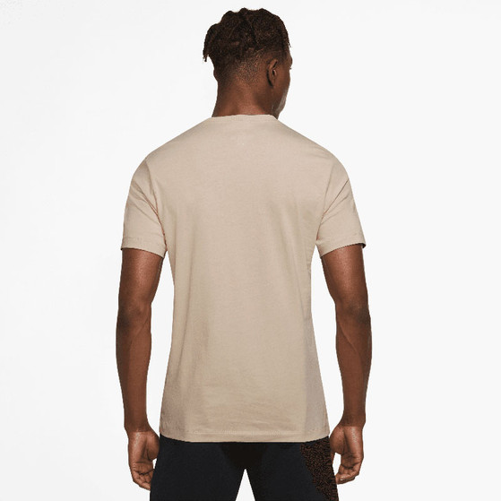 Nike Sportswear Club Tee