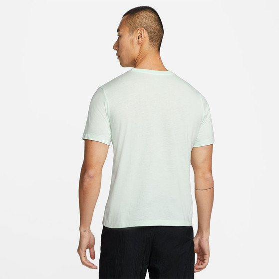 Nike Sportswear Club Tee
