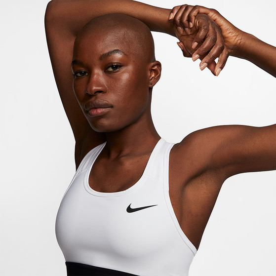 Nike Swoosh Medium Support Sport Beha