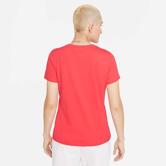 Nike Sportswear Essential Big Logo Tee