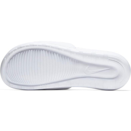 Nike Victori One Badtofflor