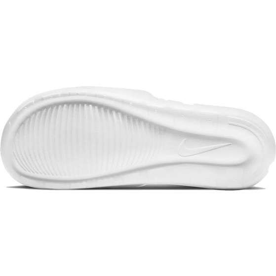 Nike Victori One Badtofflor