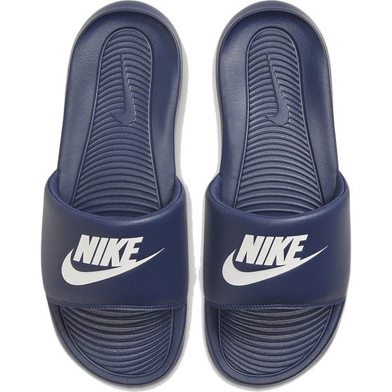 Nike Victori One Badtofflor