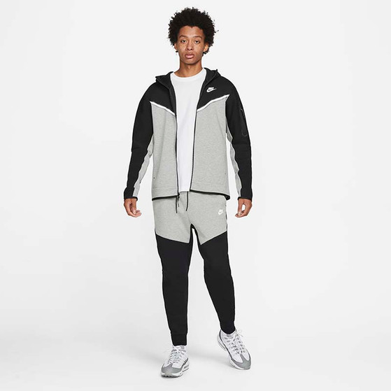 Nike Tech Fleece Full-Zip Hoody