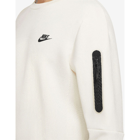 Nike Tech Fleece Pocket Crew Sweater