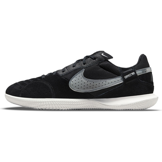 Nike Street Gato