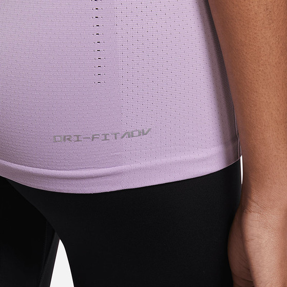 Nike Advantage Aura Slim Tee