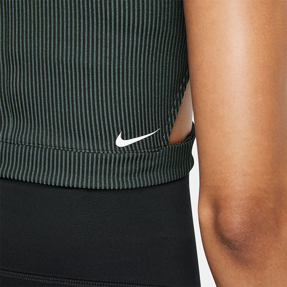 Nike Court Naomi Crop Top