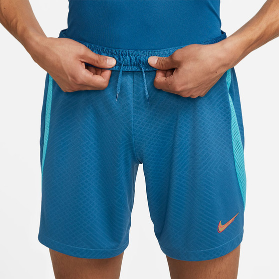 Nike Strike Short