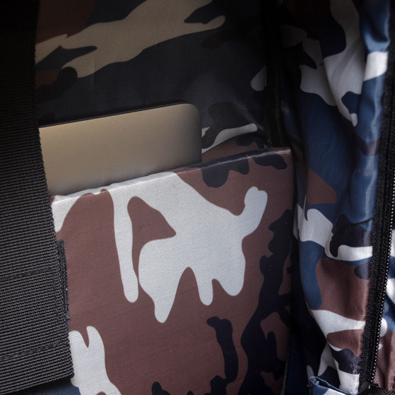 Osaka Black Label klein Rucksack