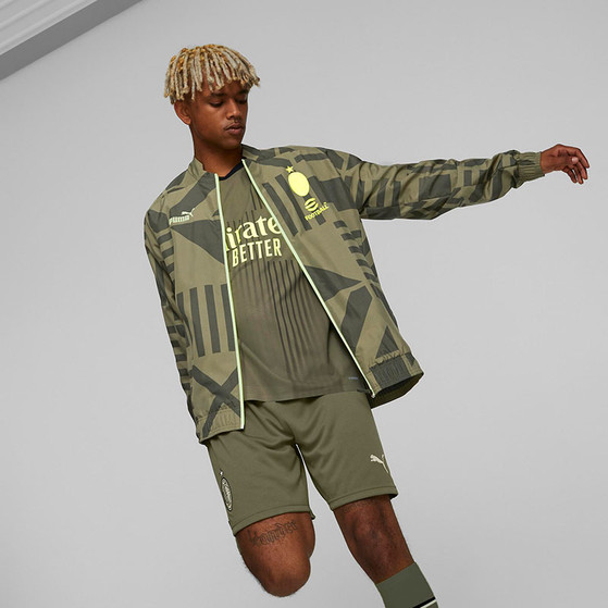 Puma AC Milan Prematch Jacket 2022/2023