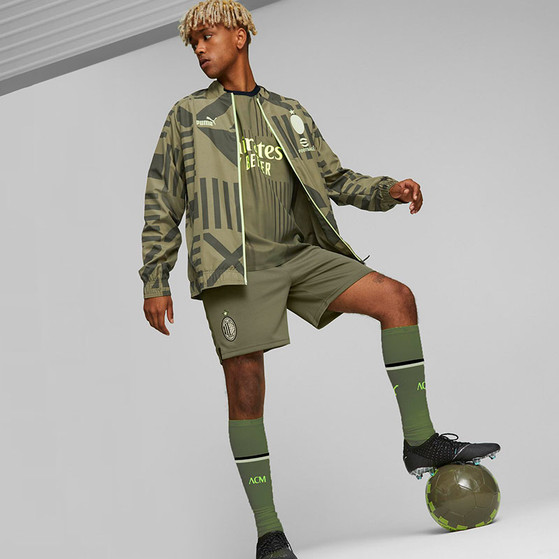 Puma AC Milan Prematch Jacket 2022/2023