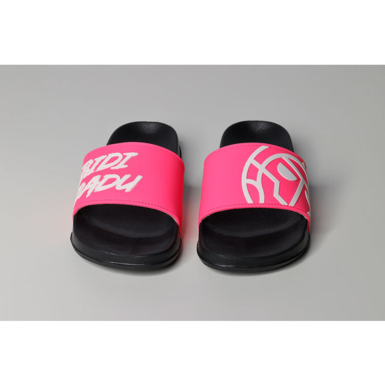 Bidi Badu Beach Doctor Slides