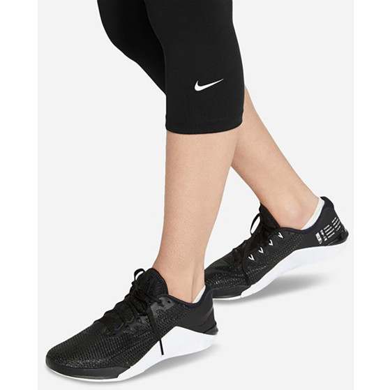 Nike One Mid-Rise Capri Tight
