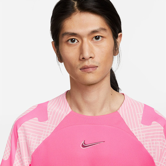 Nike Strike Top