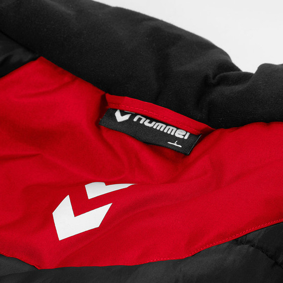 Hummel Ground Padded Coach Jas