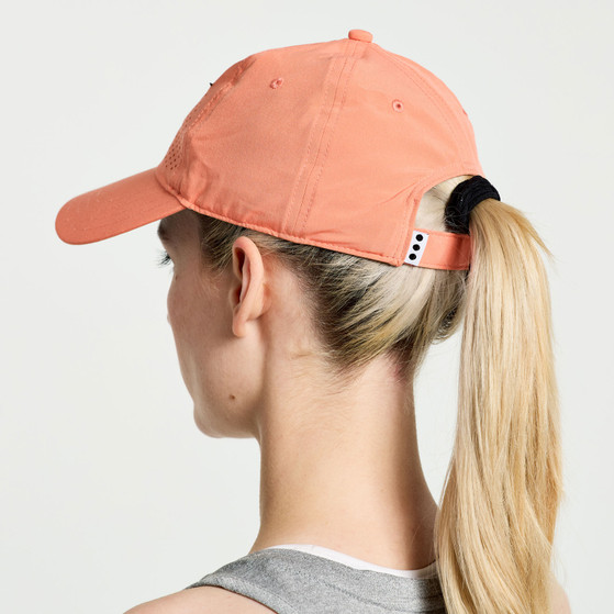 Saucony Outpace Petite Cap