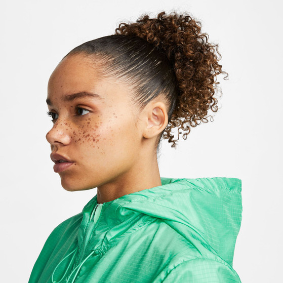 Nike Essential Running Jacke Damen