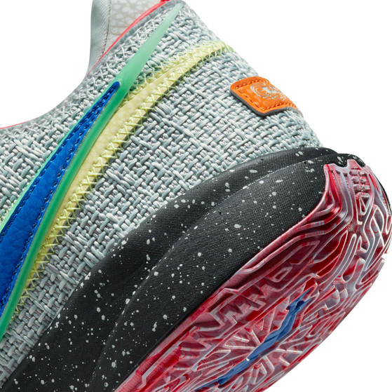 Nike LeBron 20