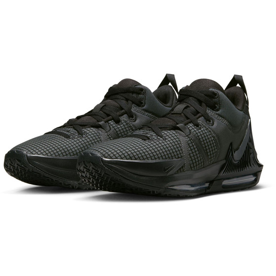 Nike LeBron Witness 7