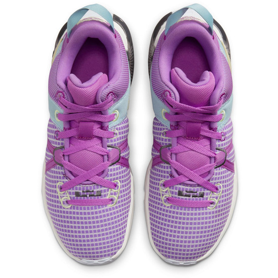 Nike LeBron Witness 7