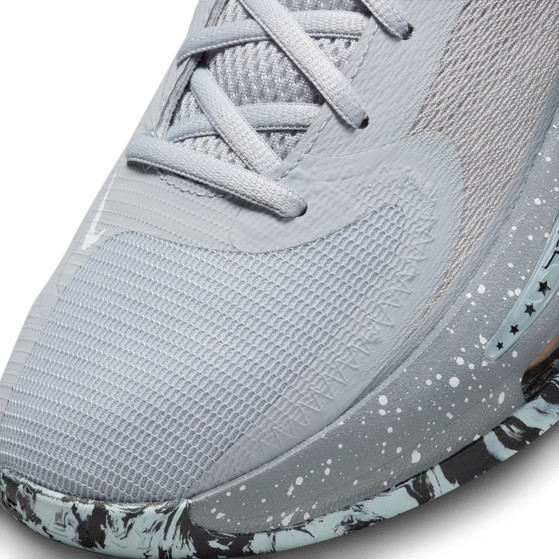 Nike Zoom Freak 4