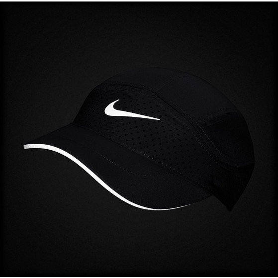 Nike Aerobill Tailwind