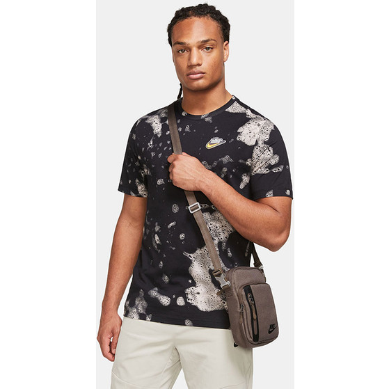 Nike Elemental Crossbody Bag