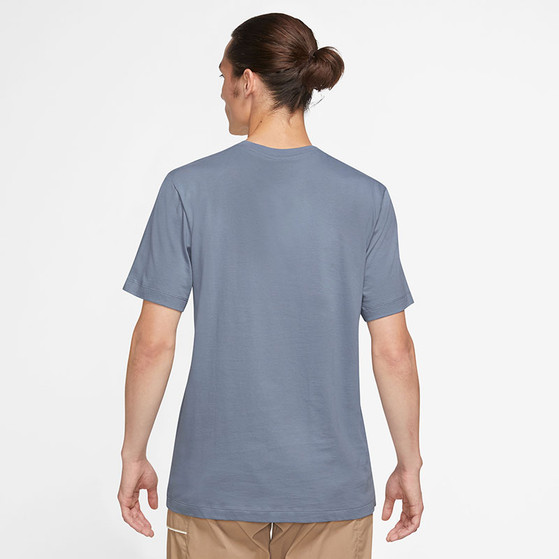 Nike Sportswear Club Tee