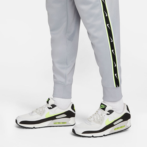 Nike Sportswear Repeat Tracksuit
