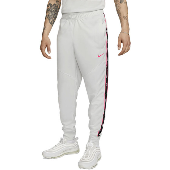 Nike Sportswear Repeat Jogger Pant