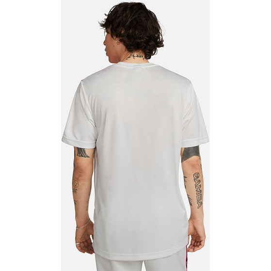 Nike Sportswear Repeat Tee