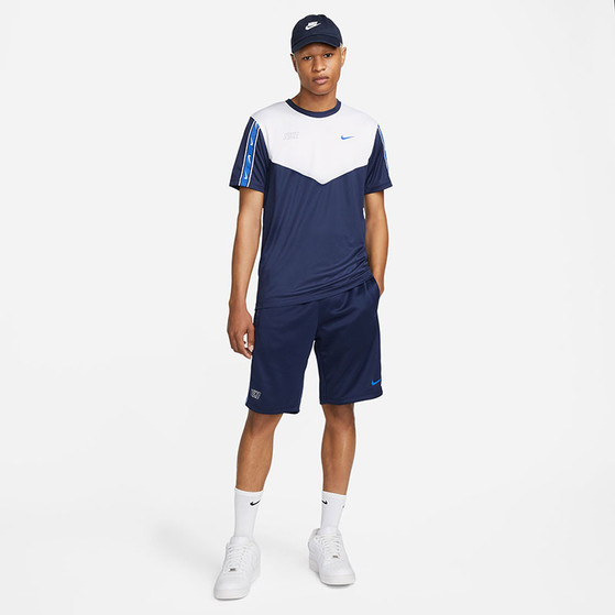 Nike Sportswear Repeat Tee