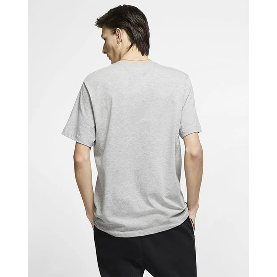 Nike Sportswear Club Just Do It Tee