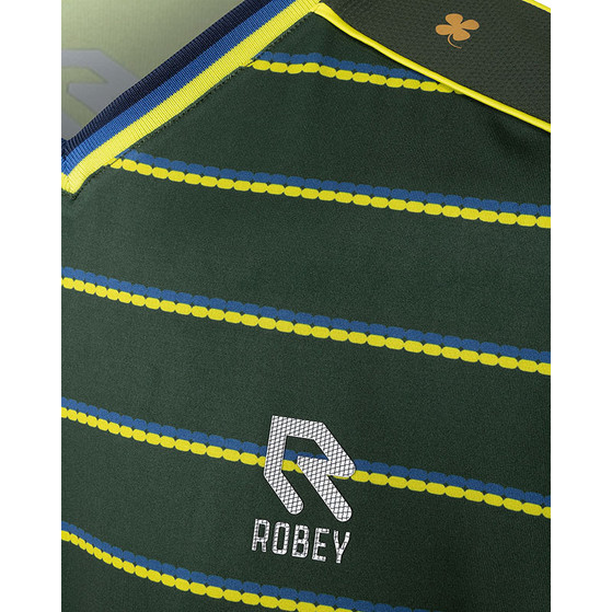 Robey Zero V-Neck Tee
