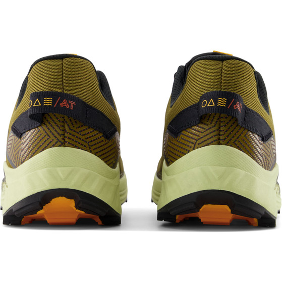 New Balance Fuelcell Summit Unknown v4 Heren